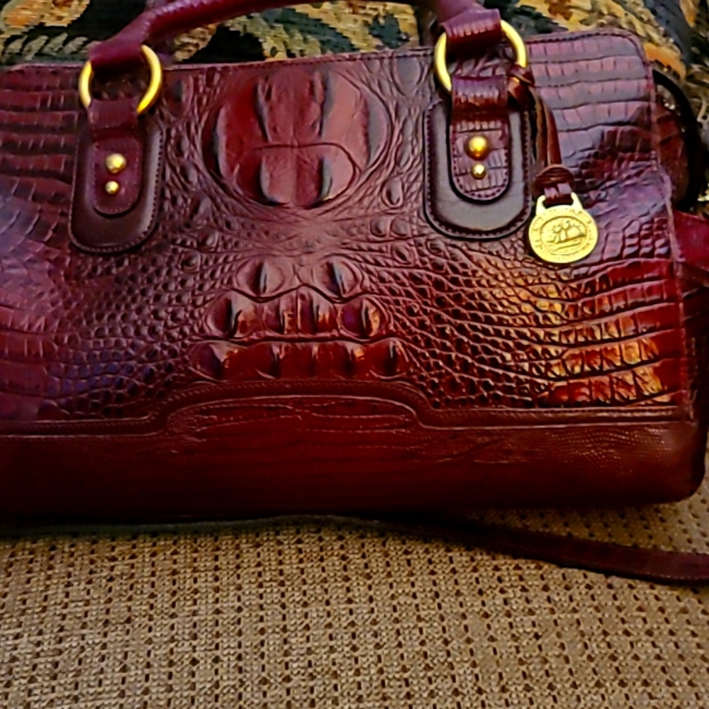 Brahmin satchel